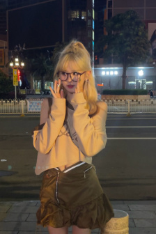 露脸闷骚阿姨(40分钟